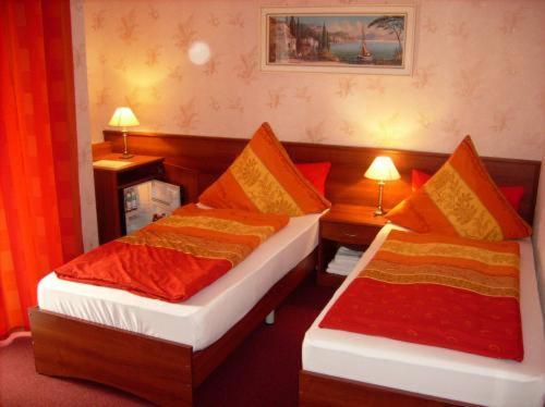 Schiffer Hotel Gottingen Room photo